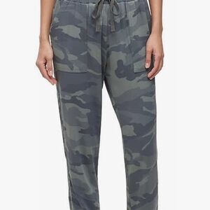 Women's Gray Camo Drawstring Joggers